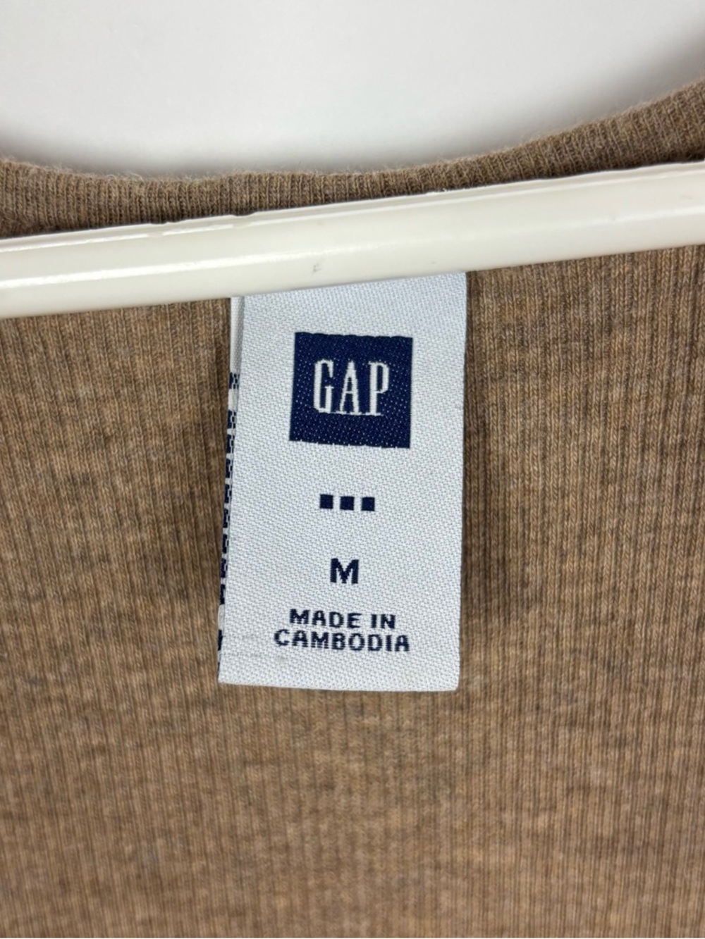 Vintage Gap Henley Tank Top Size Medium Brown Scoop Neck Y2K Ribbed - Picture 3 of 4